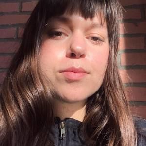 Meet your Posher, Elise